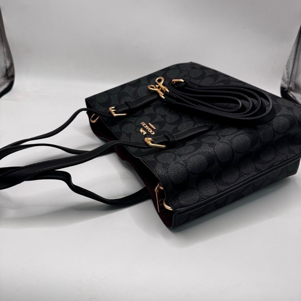 Coach Black and Gold Signature Tote - Picture 4 of 6